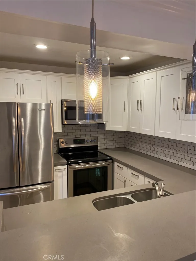 355 S Madison Pasadena, CA 91101