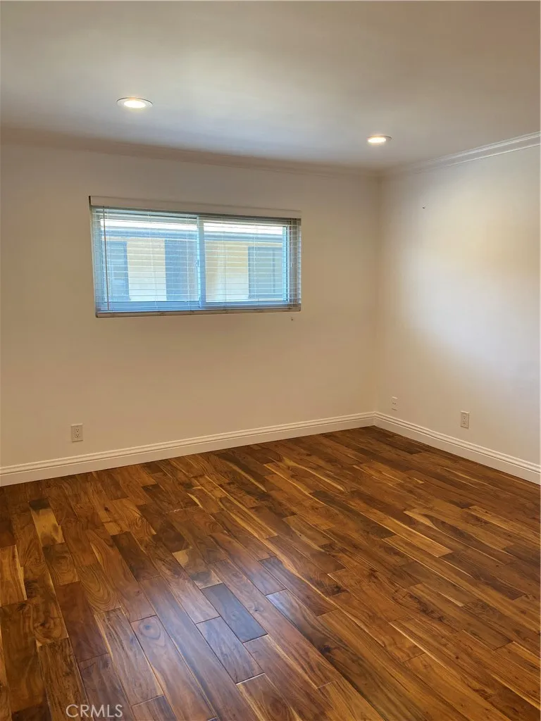 355 S Madison Pasadena, CA 91101