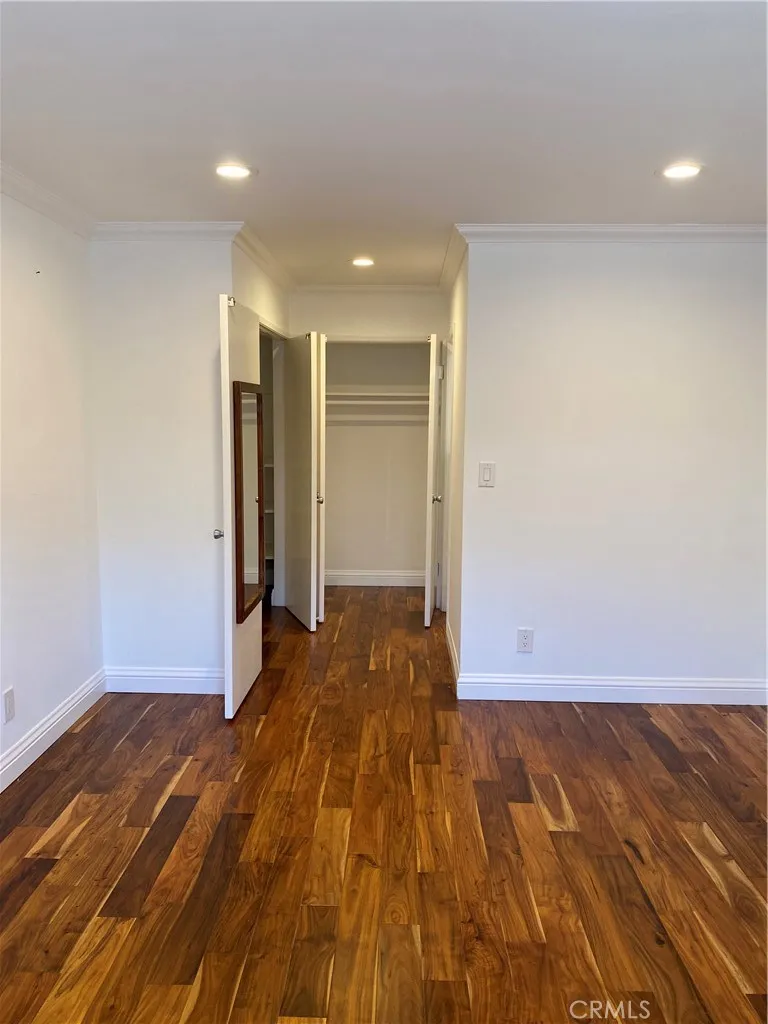 355 S Madison Pasadena, CA 91101