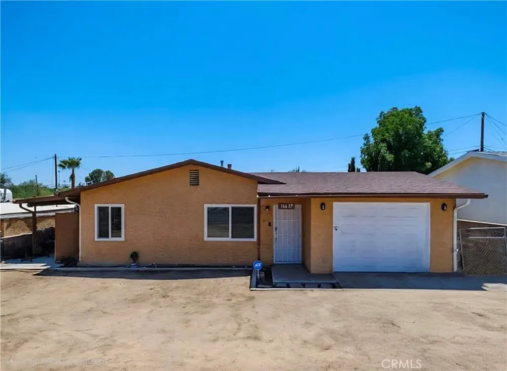 16637 Forrest Victorville, CA 92395