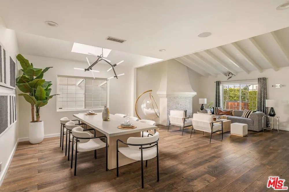 631 Fuller Avenue Los Angeles, CA 90036