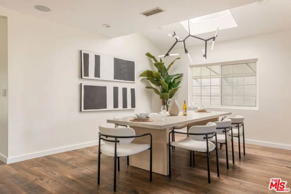 631 Fuller Avenue Los Angeles, CA 90036