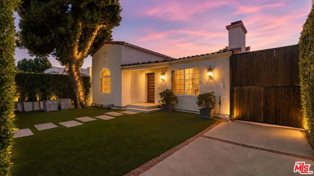 631 Fuller Avenue Los Angeles, CA 90036