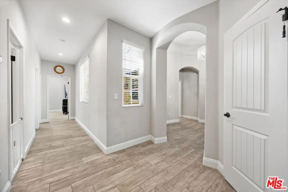5103 Anaconda Avenue Bakersfield, CA 93306