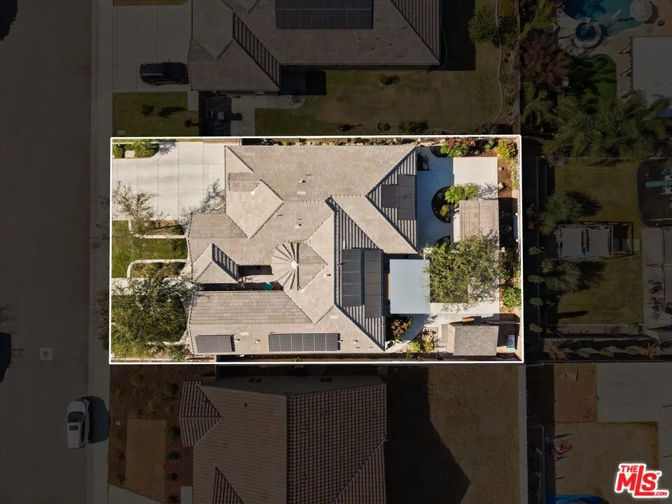 5103 Anaconda Avenue Bakersfield, CA 93306