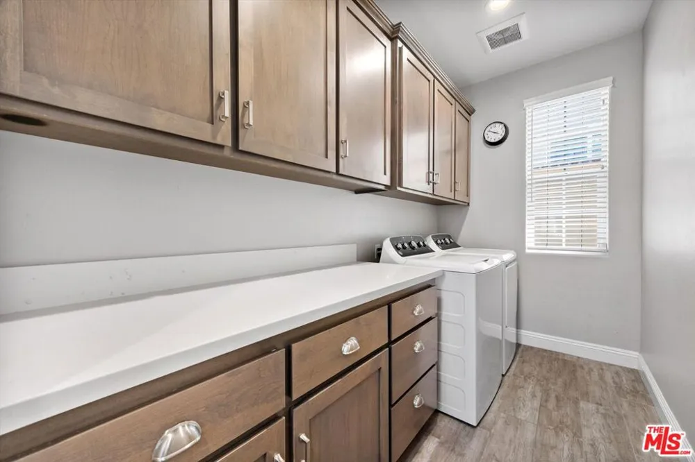5103 Anaconda Avenue Bakersfield, CA 93306
