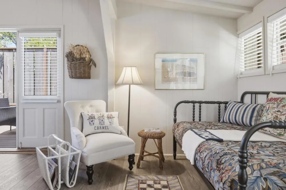 24752 San Carlos Street Carmel, CA 93923