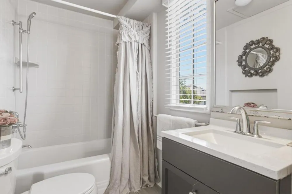 24752 San Carlos Street Carmel, CA 93923