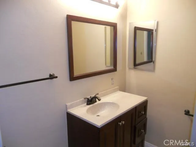 700 Ridgeway Lane La Habra, CA 90631