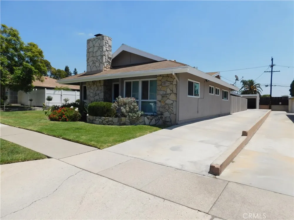 700 Ridgeway Lane La Habra, CA 90631