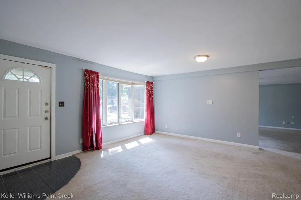 21725 Ulrich Street Clinton Charter Township, MI 48036