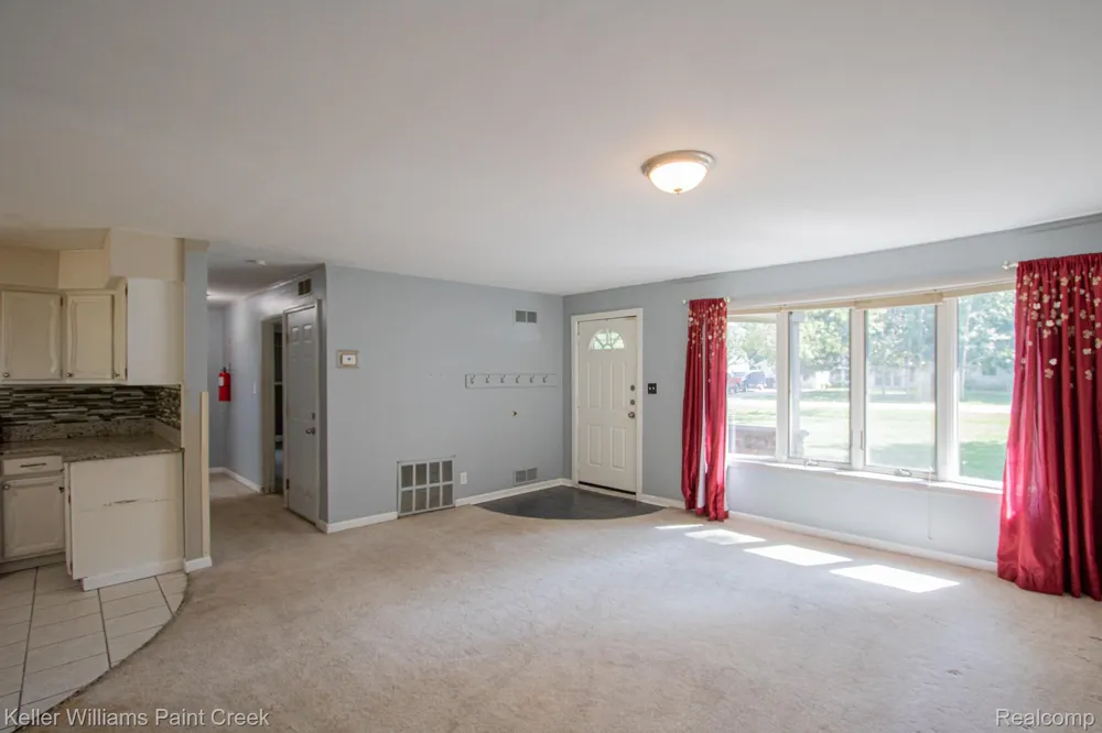 21725 Ulrich Street Clinton Charter Township, MI 48036
