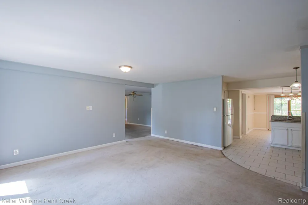 21725 Ulrich Street Clinton Charter Township, MI 48036