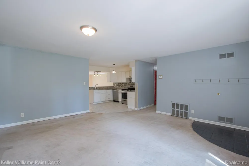21725 Ulrich Street Clinton Charter Township, MI 48036