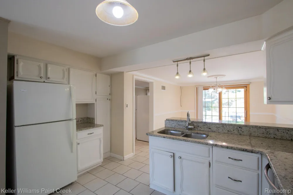 21725 Ulrich Street Clinton Charter Township, MI 48036