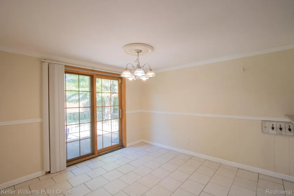 21725 Ulrich Street Clinton Charter Township, MI 48036