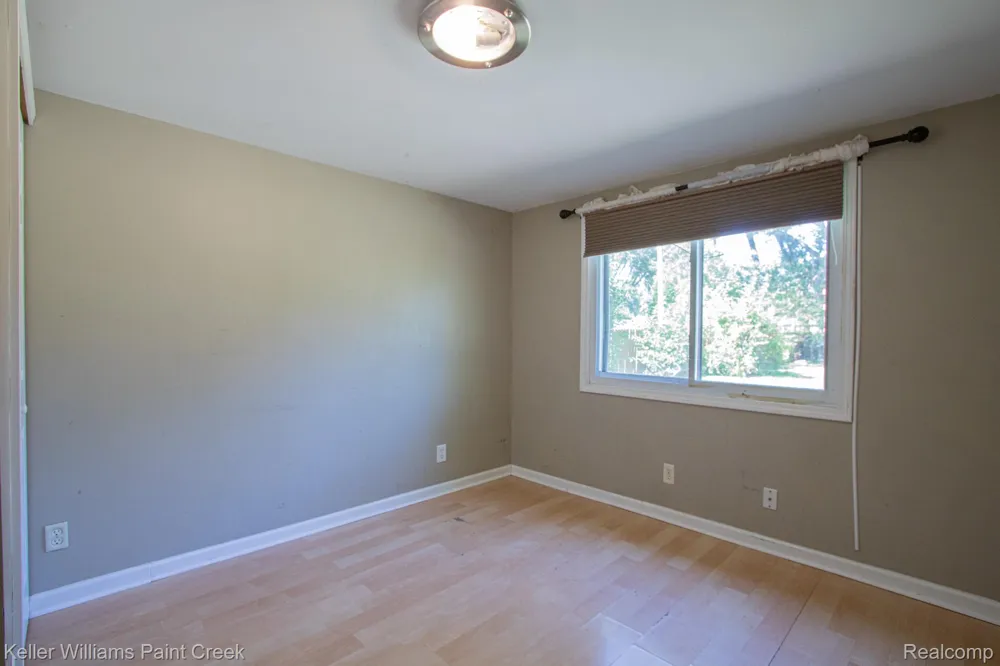 21725 Ulrich Street Clinton Charter Township, MI 48036
