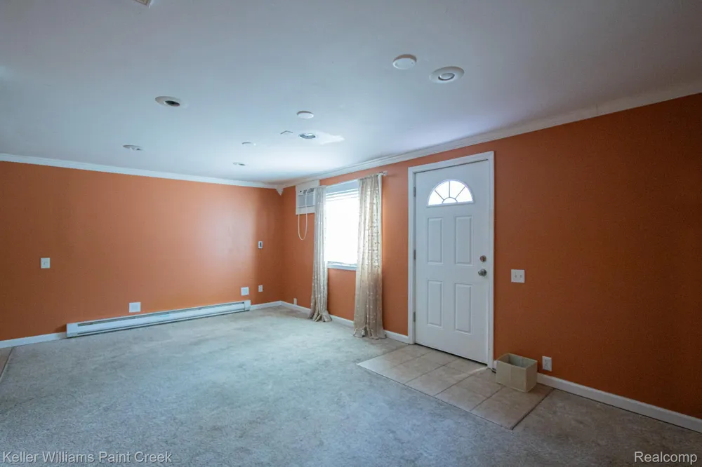 21725 Ulrich Street Clinton Charter Township, MI 48036