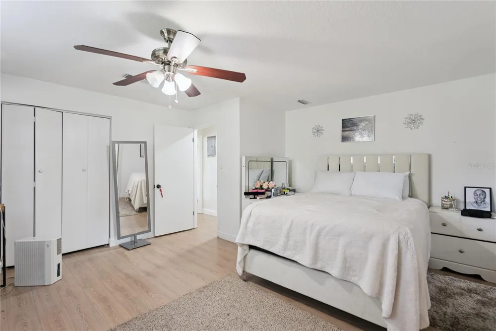 461 VIHLEN ROAD Sanford, FL 32771