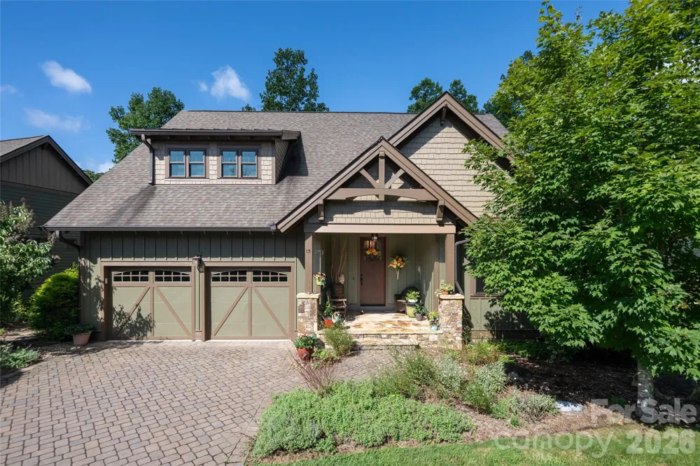 15 Stills Creek Loop Fairview, NC 28730
