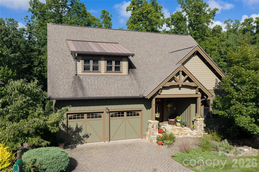 15 Stills Creek Loop Fairview, NC 28730