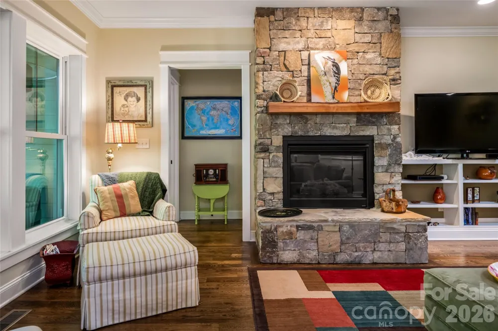 15 Stills Creek Loop Fairview, NC 28730