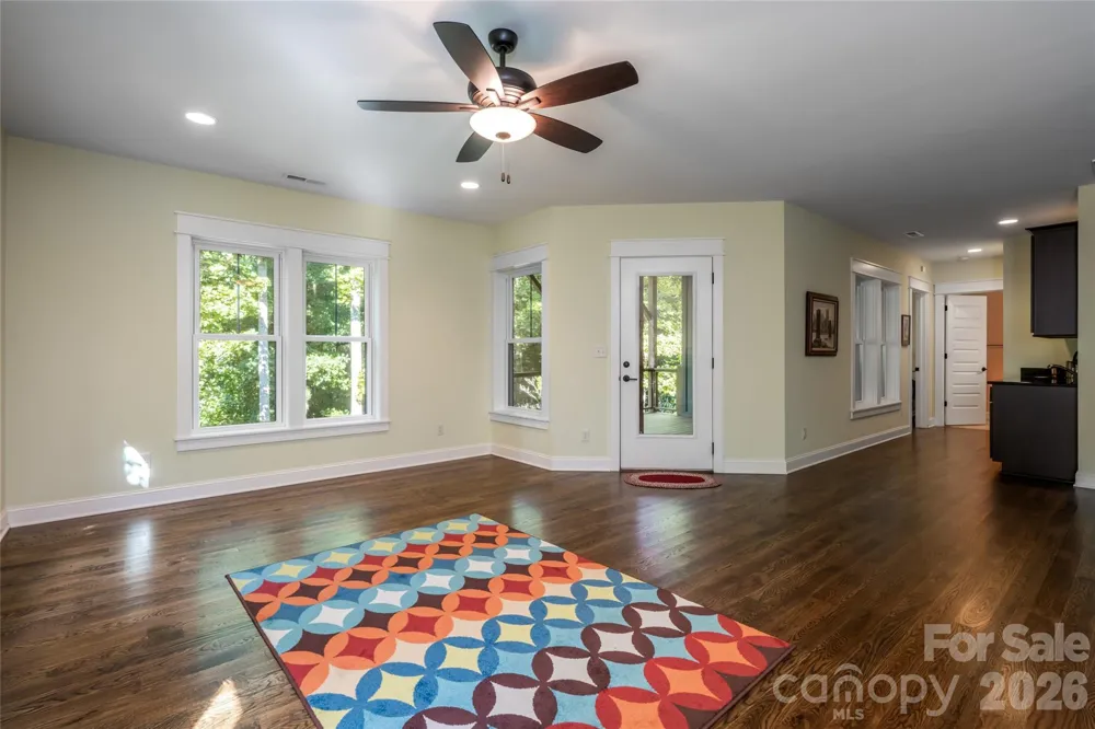 15 Stills Creek Loop Fairview, NC 28730