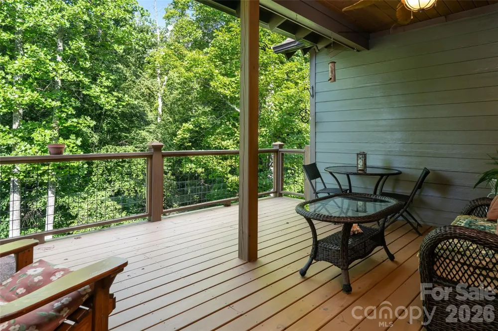 15 Stills Creek Loop Fairview, NC 28730