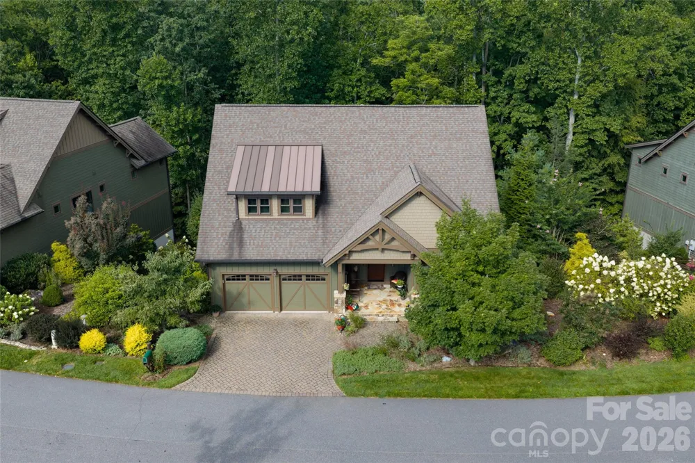 15 Stills Creek Loop Fairview, NC 28730