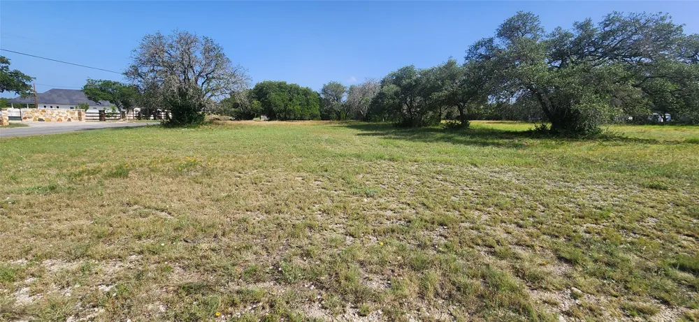 103 Cee Run Bertram, TX 78605