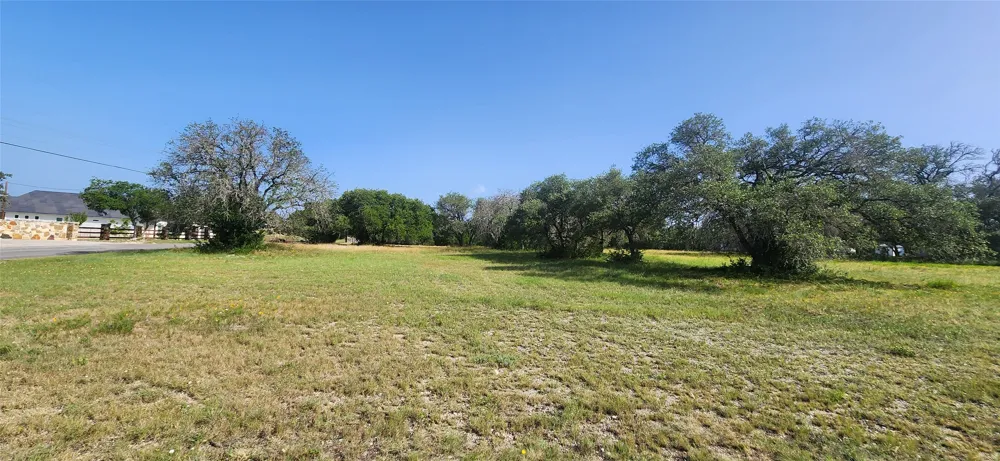 103 Cee Run Bertram, TX 78605