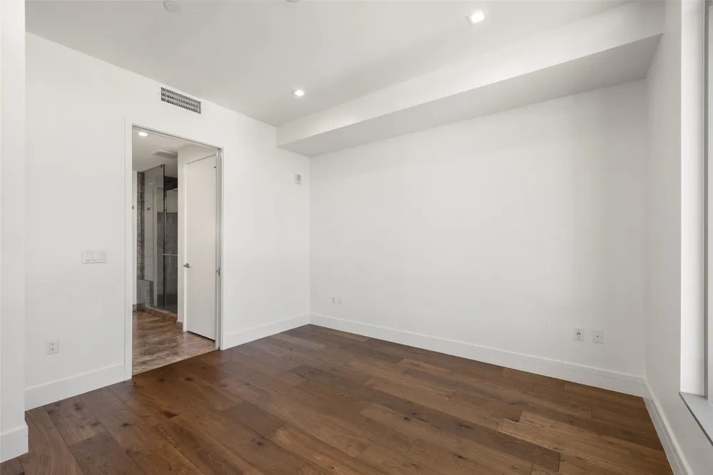 501 West Avenue #1304 Austin, TX 78701