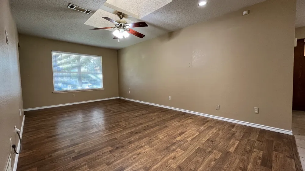 14506 Ablon Drive Farmers Branch, TX 75234