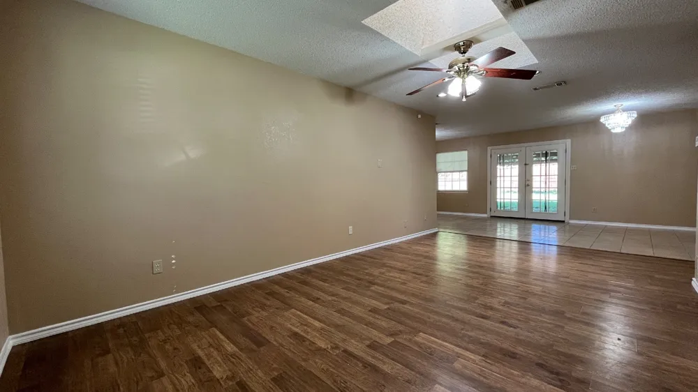 14506 Ablon Drive Farmers Branch, TX 75234