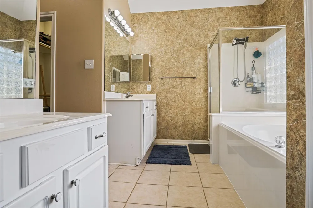 5710 Shady Hollow Court Rosharon, TX 77583