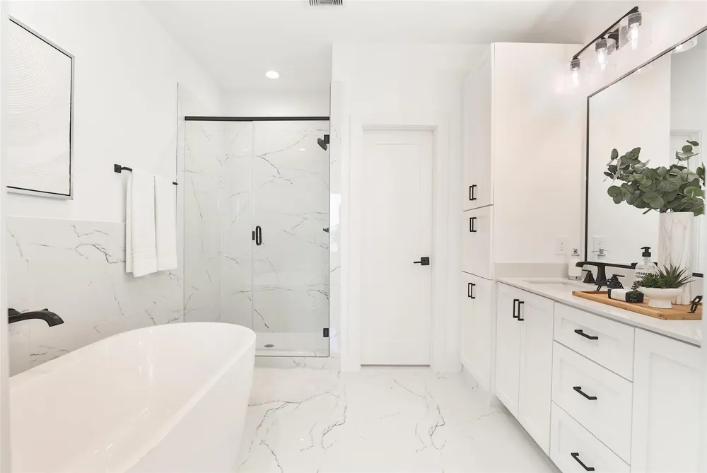 1020 W 15th 1/2 Street #A Houston, TX 77008