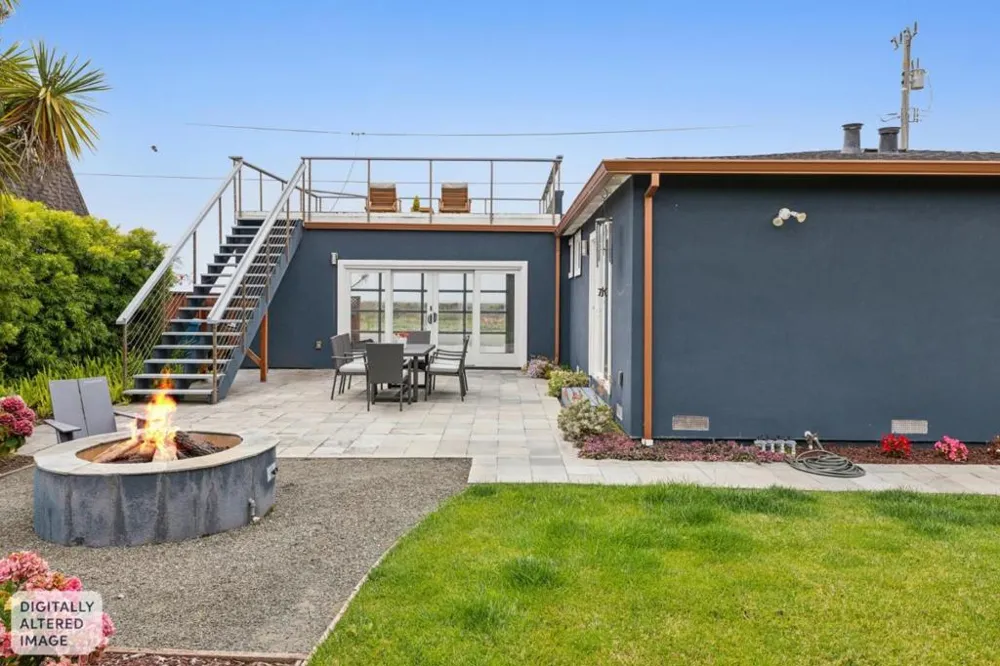 817 Railroad Avenue Half Moon Bay, CA 94019