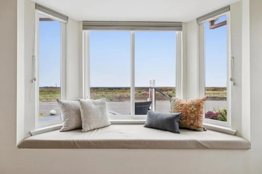 817 Railroad Avenue Half Moon Bay, CA 94019