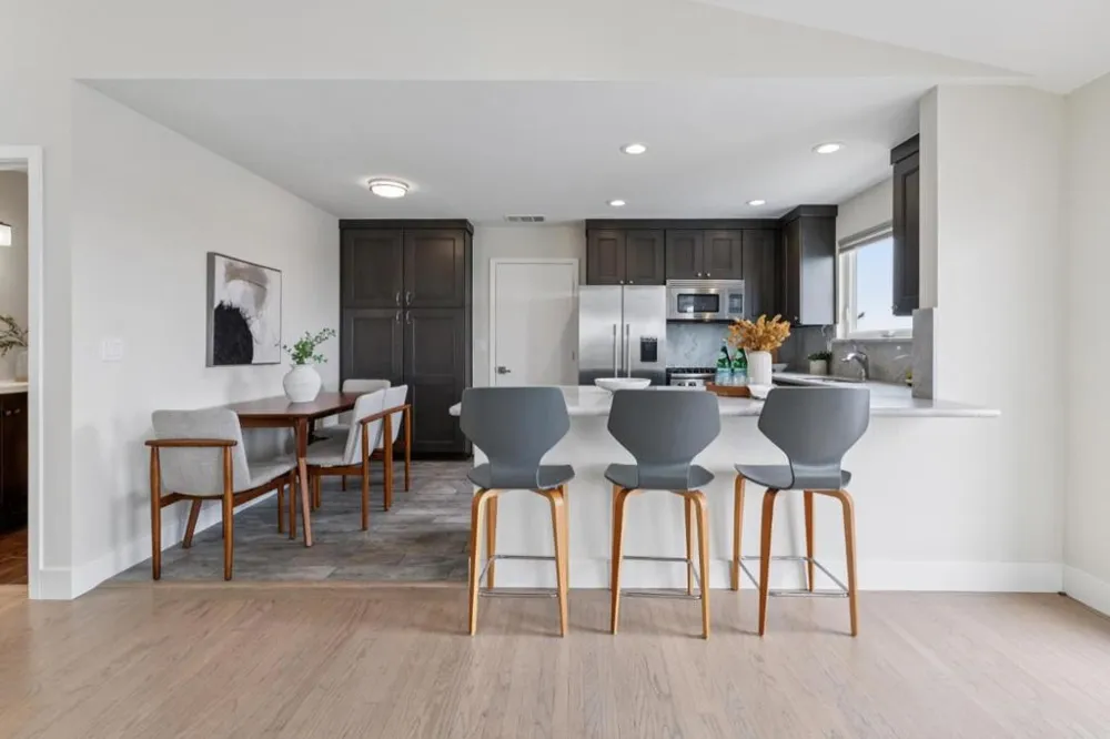 817 Railroad Avenue Half Moon Bay, CA 94019
