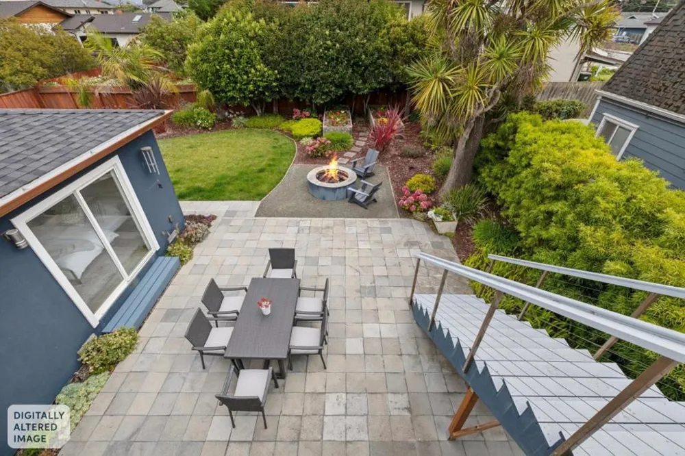 817 Railroad Avenue Half Moon Bay, CA 94019