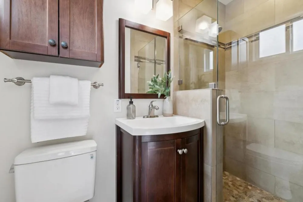 817 Railroad Avenue Half Moon Bay, CA 94019