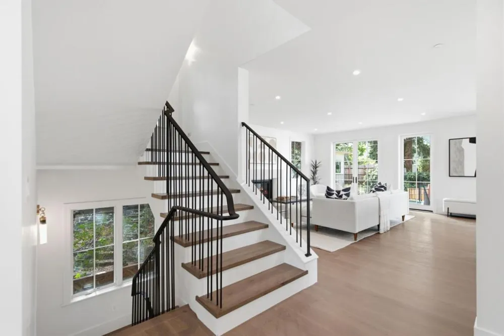 1033 Cortez Avenue Burlingame, CA 94010