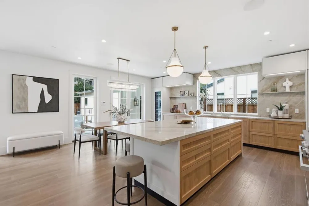 1033 Cortez Avenue Burlingame, CA 94010