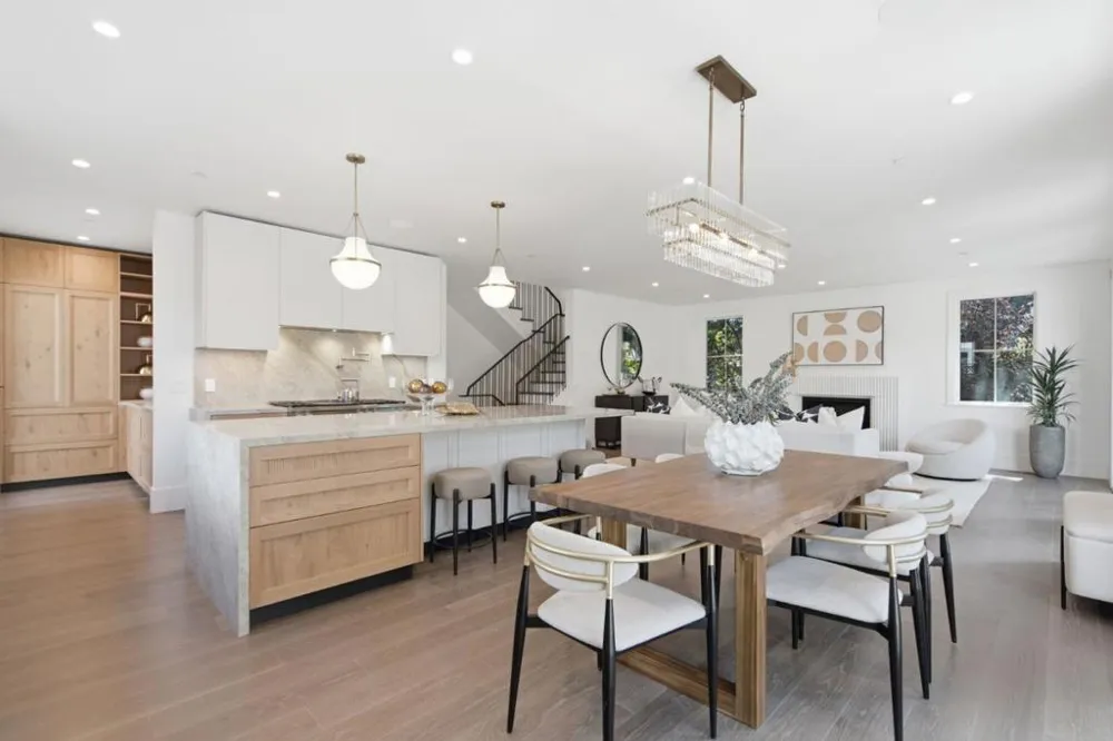 1033 Cortez Avenue Burlingame, CA 94010