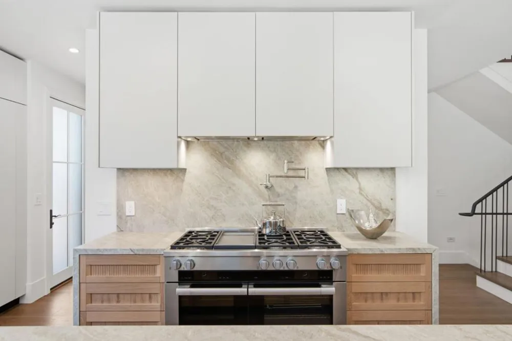 1033 Cortez Avenue Burlingame, CA 94010