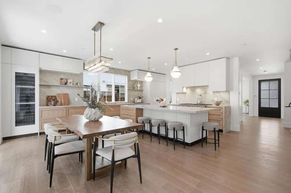 1033 Cortez Avenue Burlingame, CA 94010