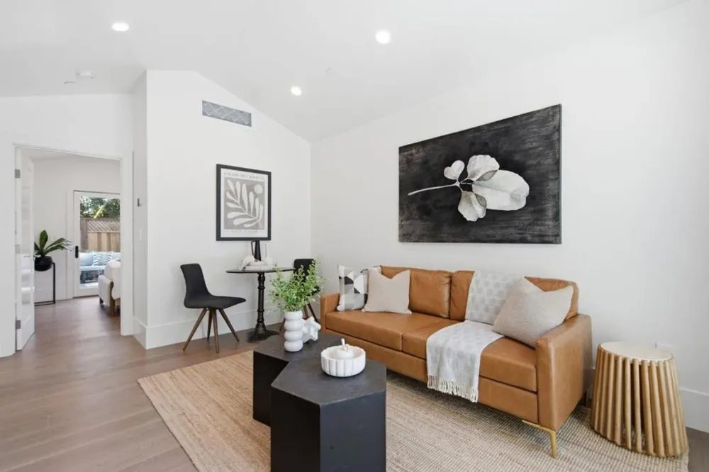 1033 Cortez Avenue Burlingame, CA 94010