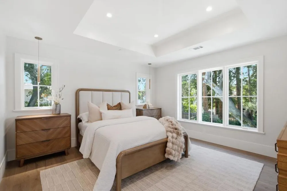 1033 Cortez Avenue Burlingame, CA 94010