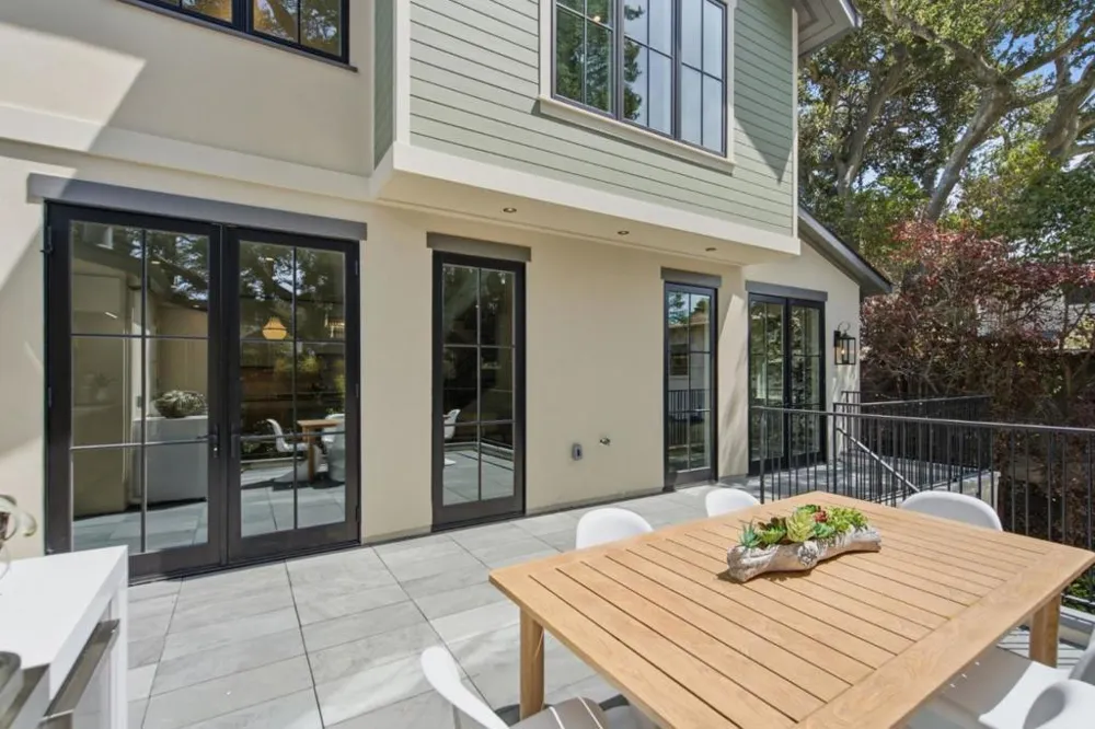 1033 Cortez Avenue Burlingame, CA 94010