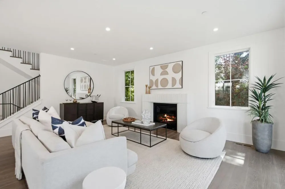 1033 Cortez Avenue Burlingame, CA 94010
